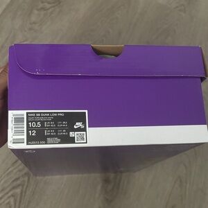 Nike SB Dunk Low Pro Sneakers - Purple